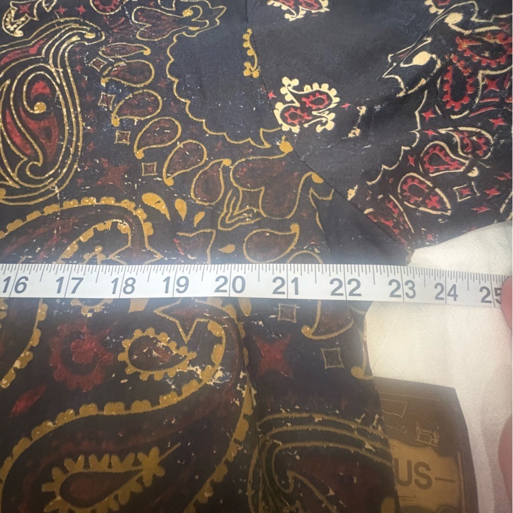 Akademiks Jeanius XL Y2K Oversized Flag Paisley Graphic Tee Streetwear - Picture 7 of 9